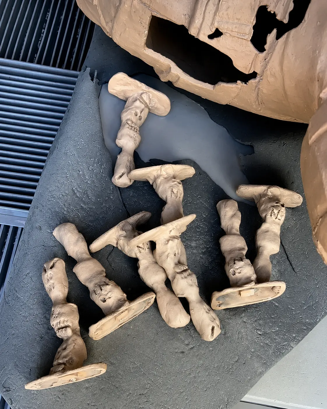 Cast elements in the foundry, Small Totem
