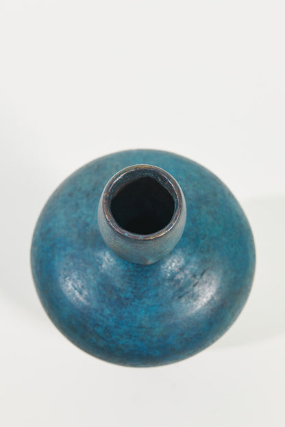 FIGURINE VASE